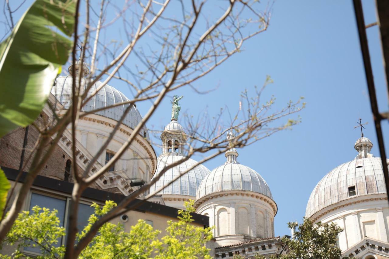 Om Plus Santa Giustina Padwa Zewnętrze zdjęcie