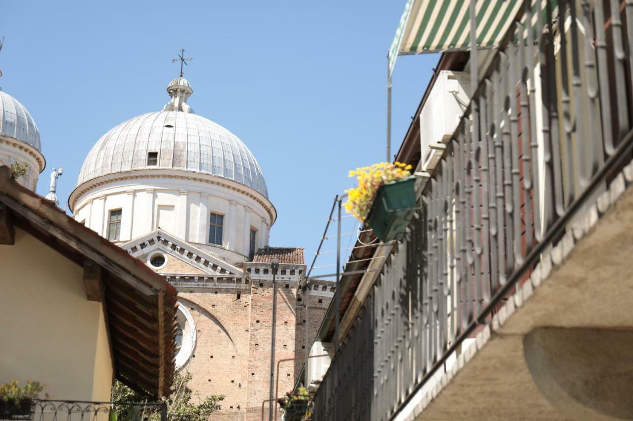 Om Plus Santa Giustina Padwa Zewnętrze zdjęcie